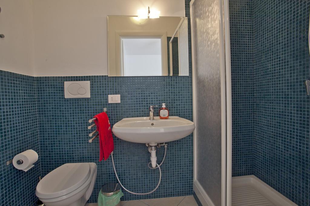 B&B Residenza Bianco Alle Grotte Di Castellana Castellana Grotte Rum bild