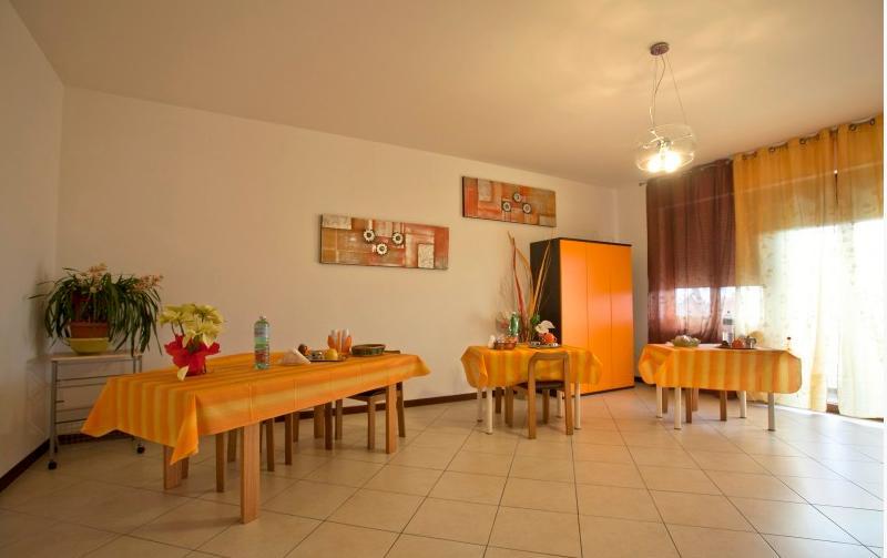 B&B Residenza Bianco Alle Grotte Di Castellana Castellana Grotte Rum bild